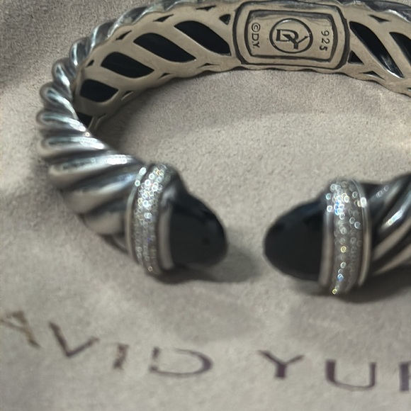 David Yurman Onyx & Diamond Waverly Cuff - Picture 7 of 9
